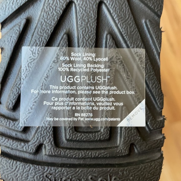 NIB UGG Ultra Mini boots black - Picture 7 of 7